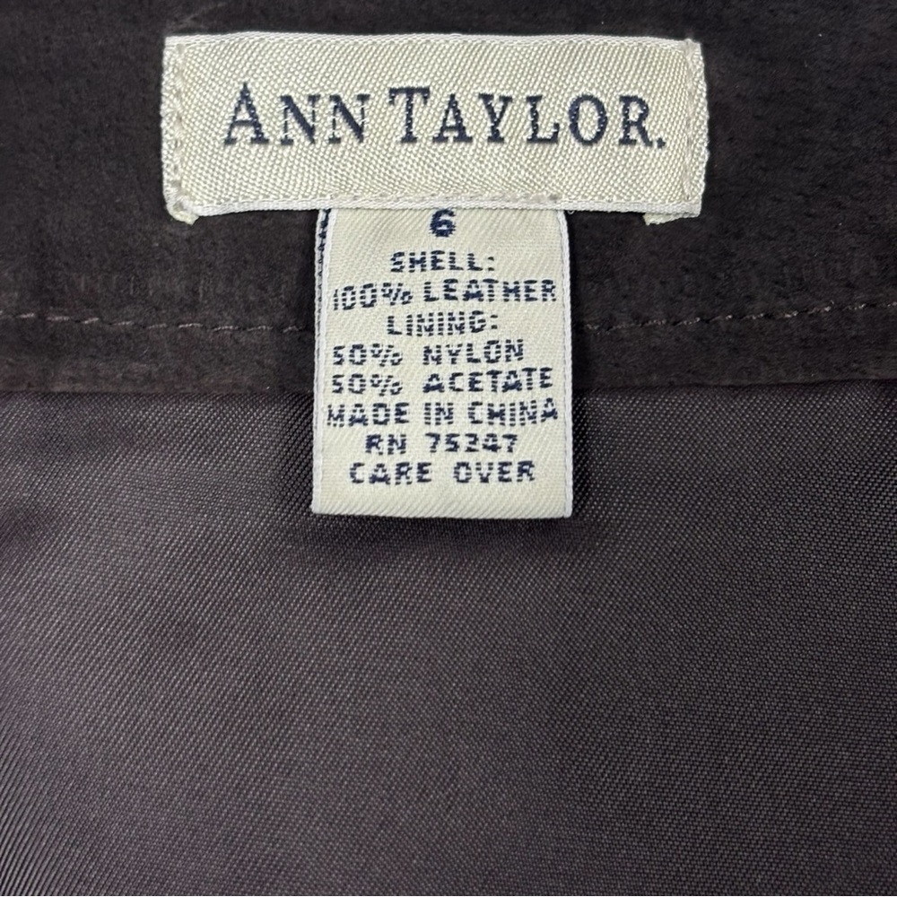 VINTAGE 90s ANN TAYLOR SUEDE LEATHER CHOCOLATE BROWN WRAP MINI SKIRT - Picture 9 of 10